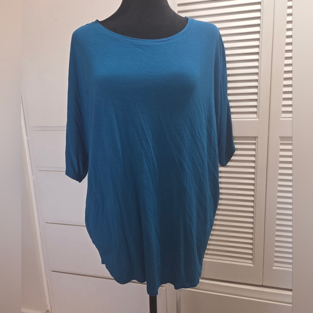 Maurices Teal Dolman Sleeve Top. Size M